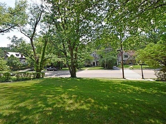 2nd image of 3826 Middleton Ave