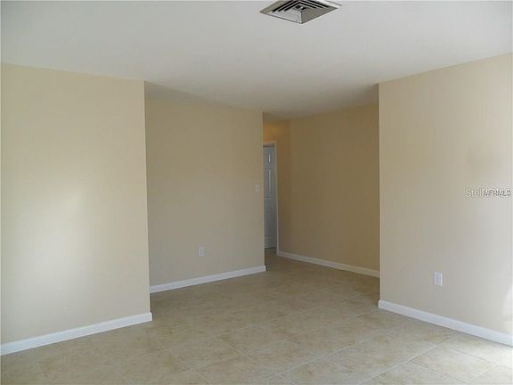 3rd image of 5509 Cedarwood Dr