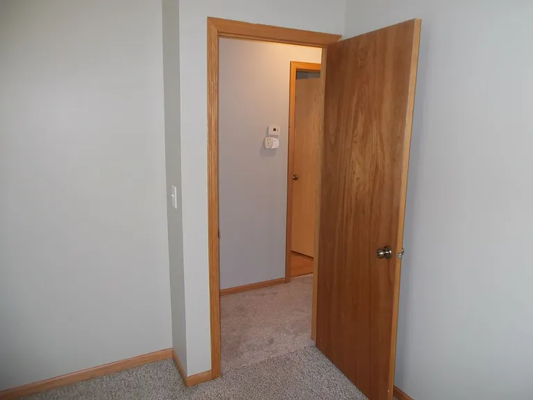 1022 Stinson St — Photo 11