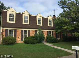401 Crestwood St SW, Leesburg, VA 20175