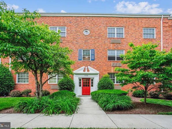 1712 W Abingdon Dr APT 102, Alexandria, VA 22314