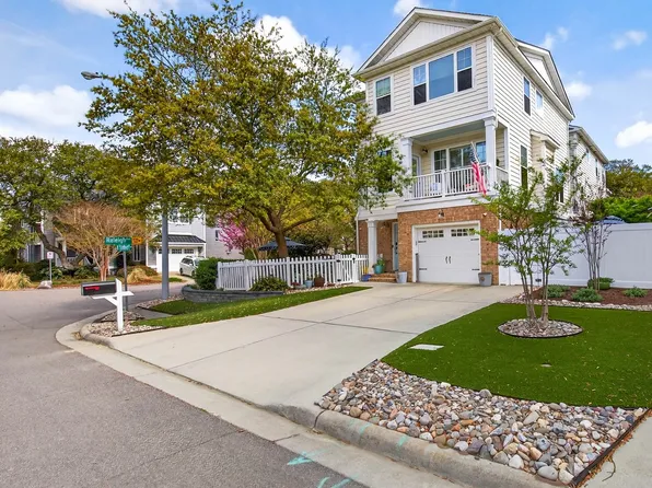 3968 W Stratford Rd, Virginia Beach, VA 23455