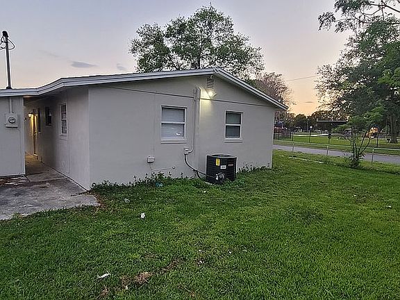 5th image of 4531 Brooke St