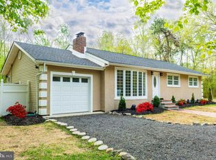 12 Skeet Rd, Medford, NJ 08055