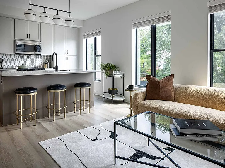 21 - Jaeger Square - Living Room