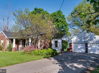 4330 Paradise Rd, Dover, PA 17315