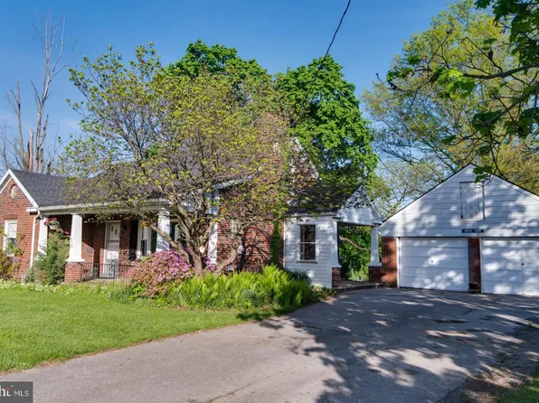 4330 Paradise Rd, Dover, PA 17315