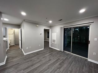 12794 Fair Briar Ln #12794, Fairfax, VA 22033