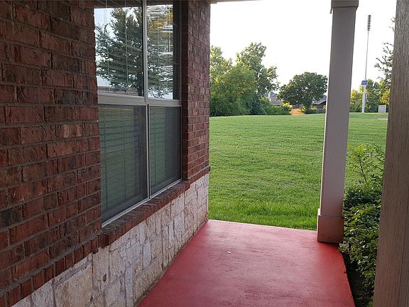 5th image of 4400 Leeds Dr