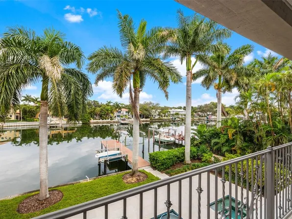 851 Brightwaters Blvd NE, Saint Petersburg, FL 33704