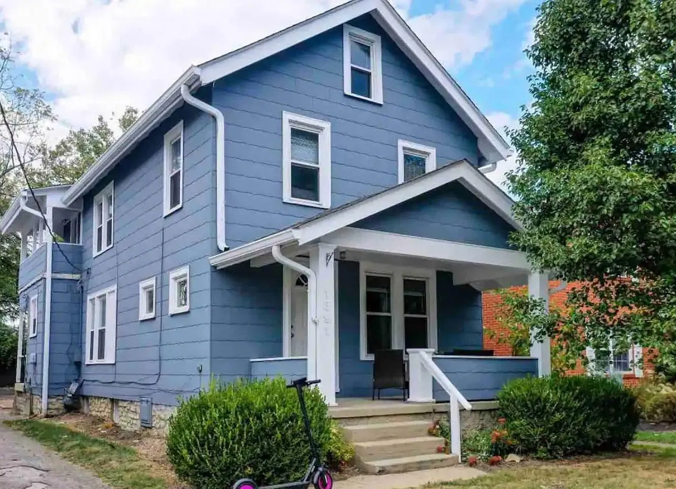 1391 Broadview Ave — Photo 1