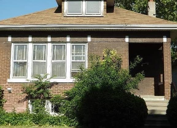 2nd image of 1228 N Waller Ave #1
