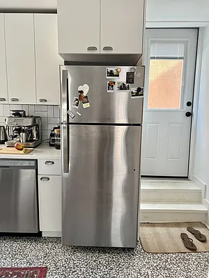 Rented by Corcoran | media 19