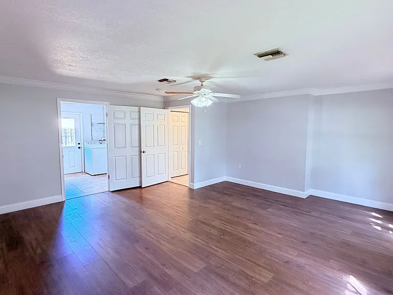 6 Carriage Hill Cir — Photo 42