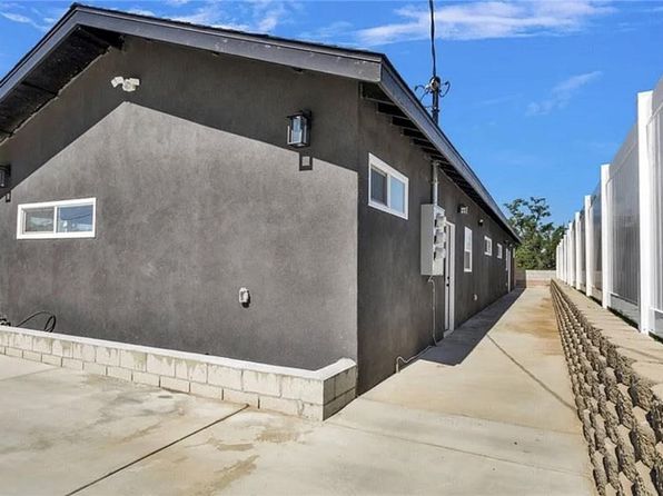 5472 N Mountain View Ave