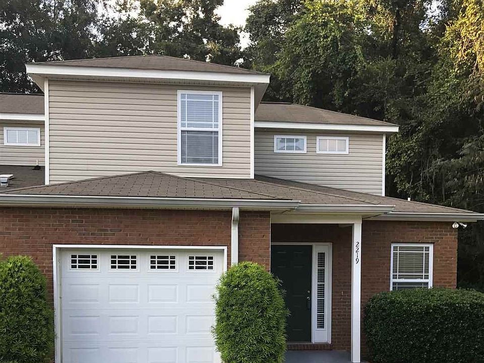 2nd image of 2219 Delta Ln