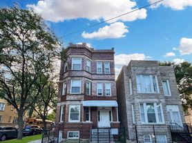 1301 S Christiana Ave, Chicago, IL