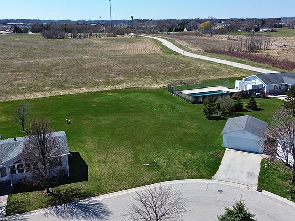 4th image of 3640 Lannon Rd