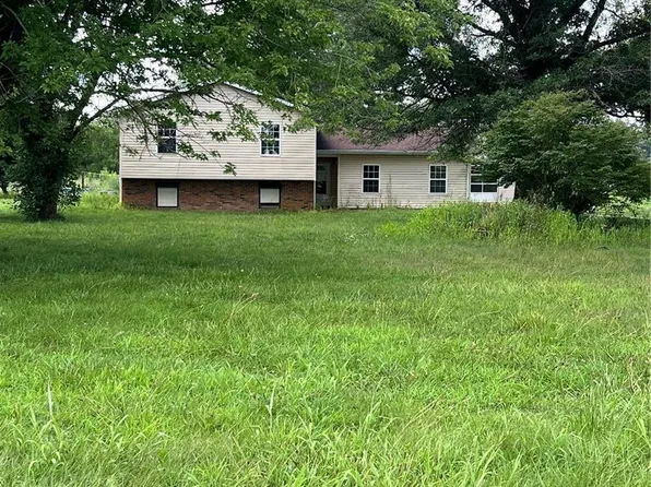 9351 Paul Meyer Rd, Worden, IL 62097