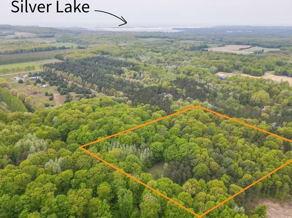 7286 W Warren Rd, Shelby, MI 49455