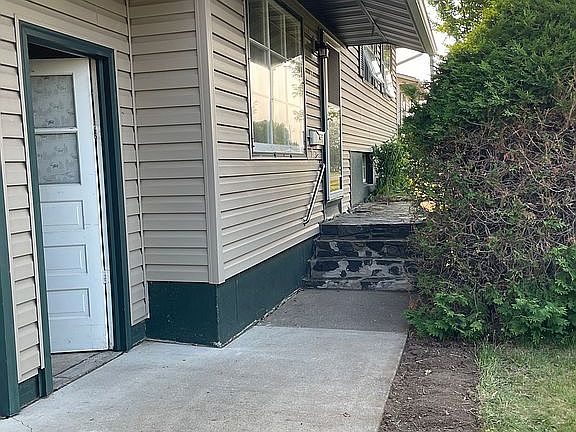 4th image of 17 Birch Blvd