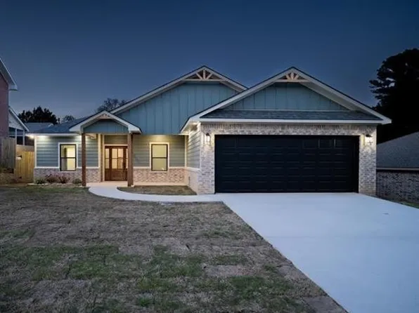 703 Bluebonnet Ln, Marshall, TX 75672