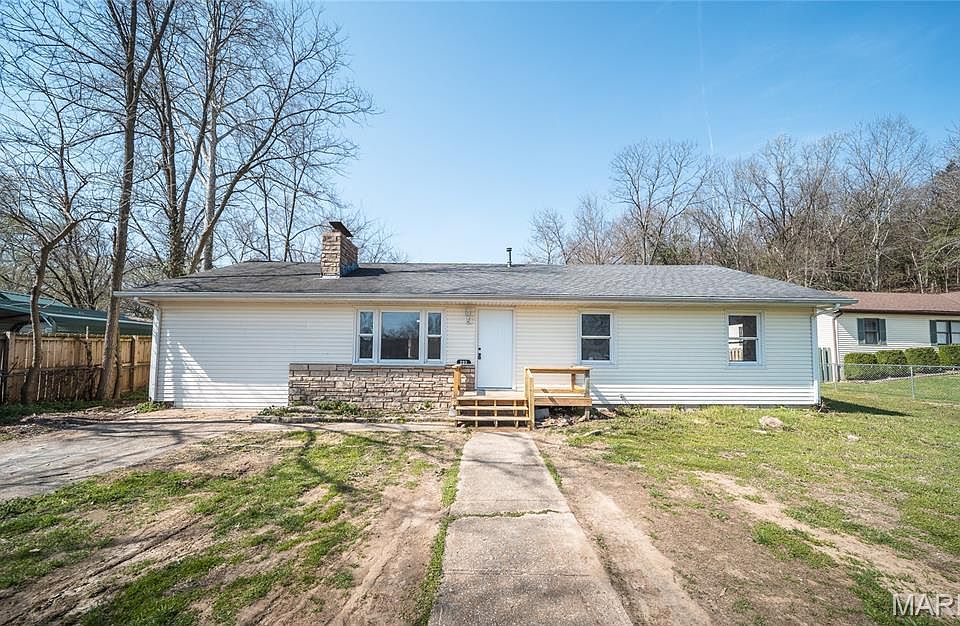 1st image of 203 Bell Ave