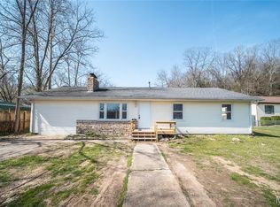 203 Bell Ave, Waynesville, MO 65583