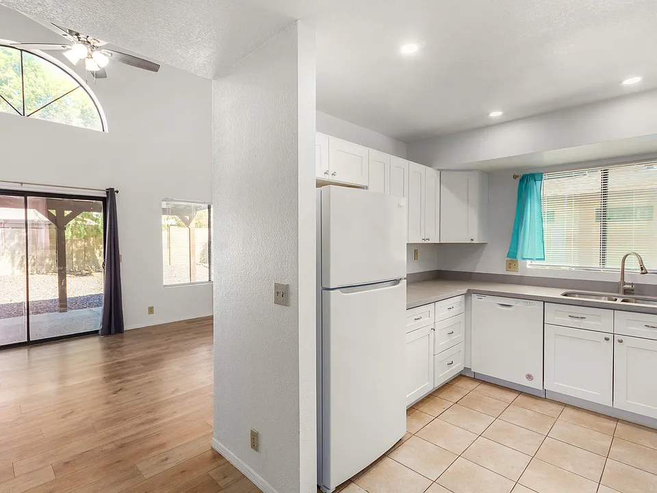 3748 W Carol Ann Way