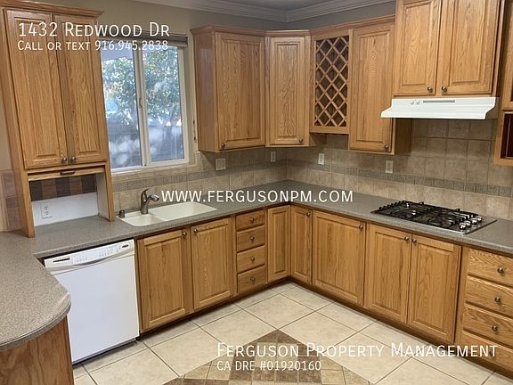 4th image of 1432 Redwood Dr