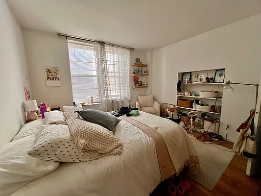 Rented by City Connections Realty | media 7