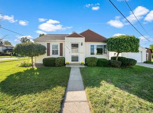 1712 W Indiana Ave, Elkhart, IN 46516