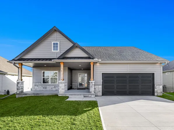 1791 Blackthorn St, Council Bluffs, IA 51503