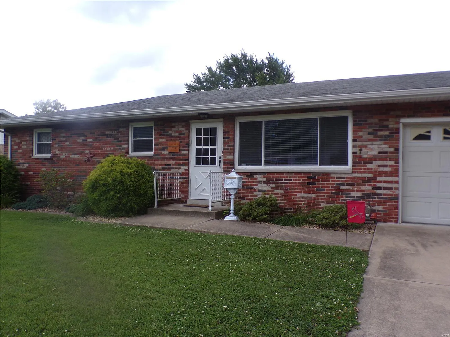 2232 Bern Ave photo 1