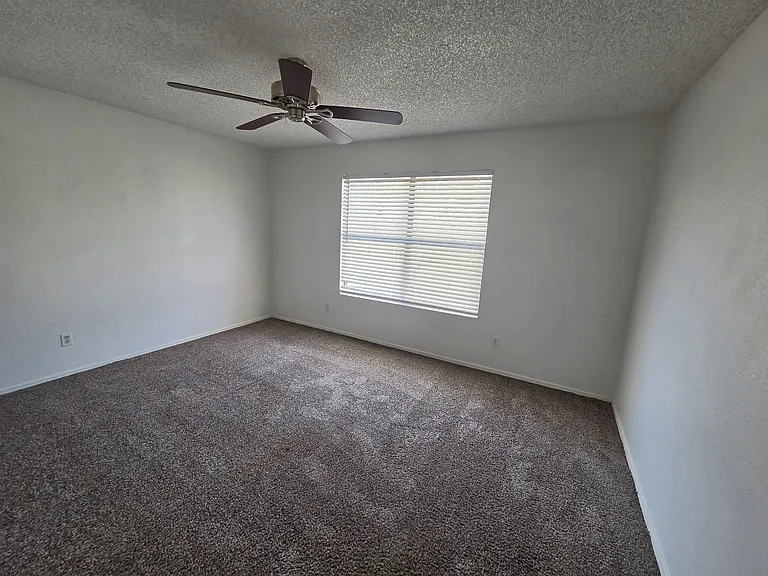 8728 W John Cabot Rd — Photo 16