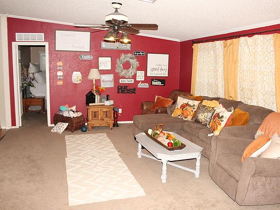 4th image of 576 Baethge Blvd