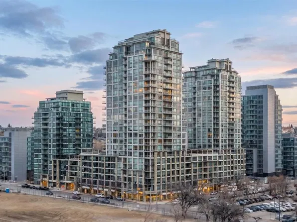 222 S Riverfront Ave SW #1423, Calgary, AB T2P 0X2