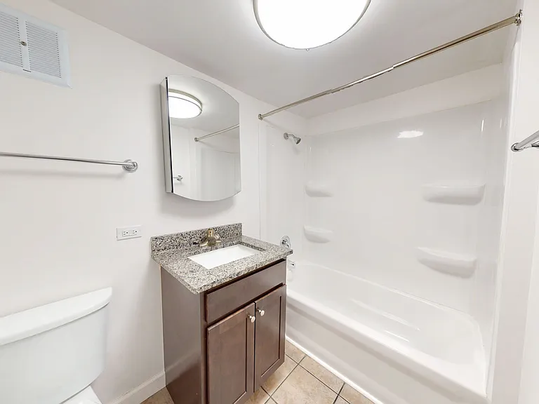 Regents Park Apartments — Photo 29