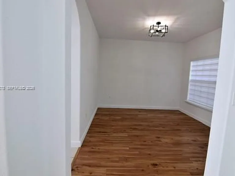 5527 NW 113th Ave #Townhouse 5527 — Photo 9