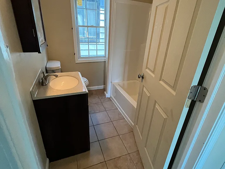 1412 Fallowfield Ave — Photo 8