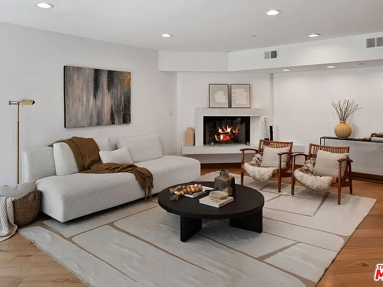 512 Brooks Ave #6 — Photo 7