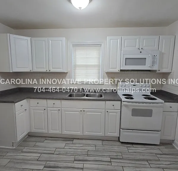 2711 Beech Nut Rd — Photo 7