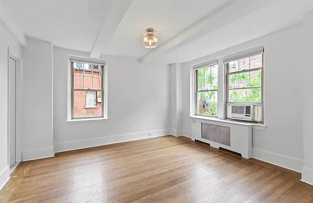 Rented by Nest Seekers International | media 14