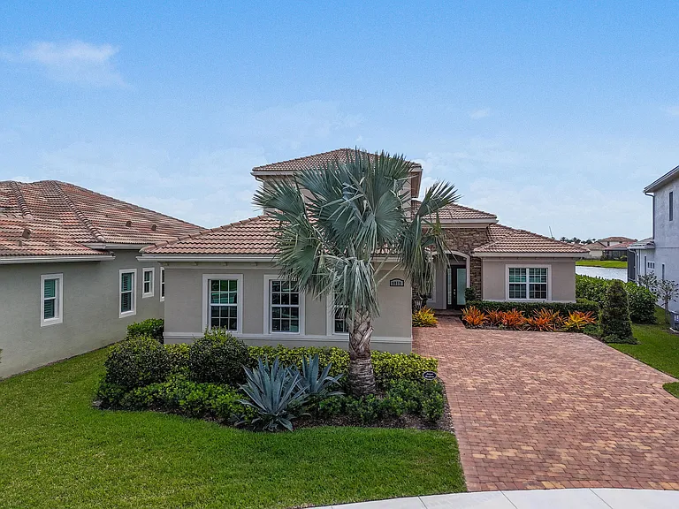 9019 SW Terzi Way — Photo 74