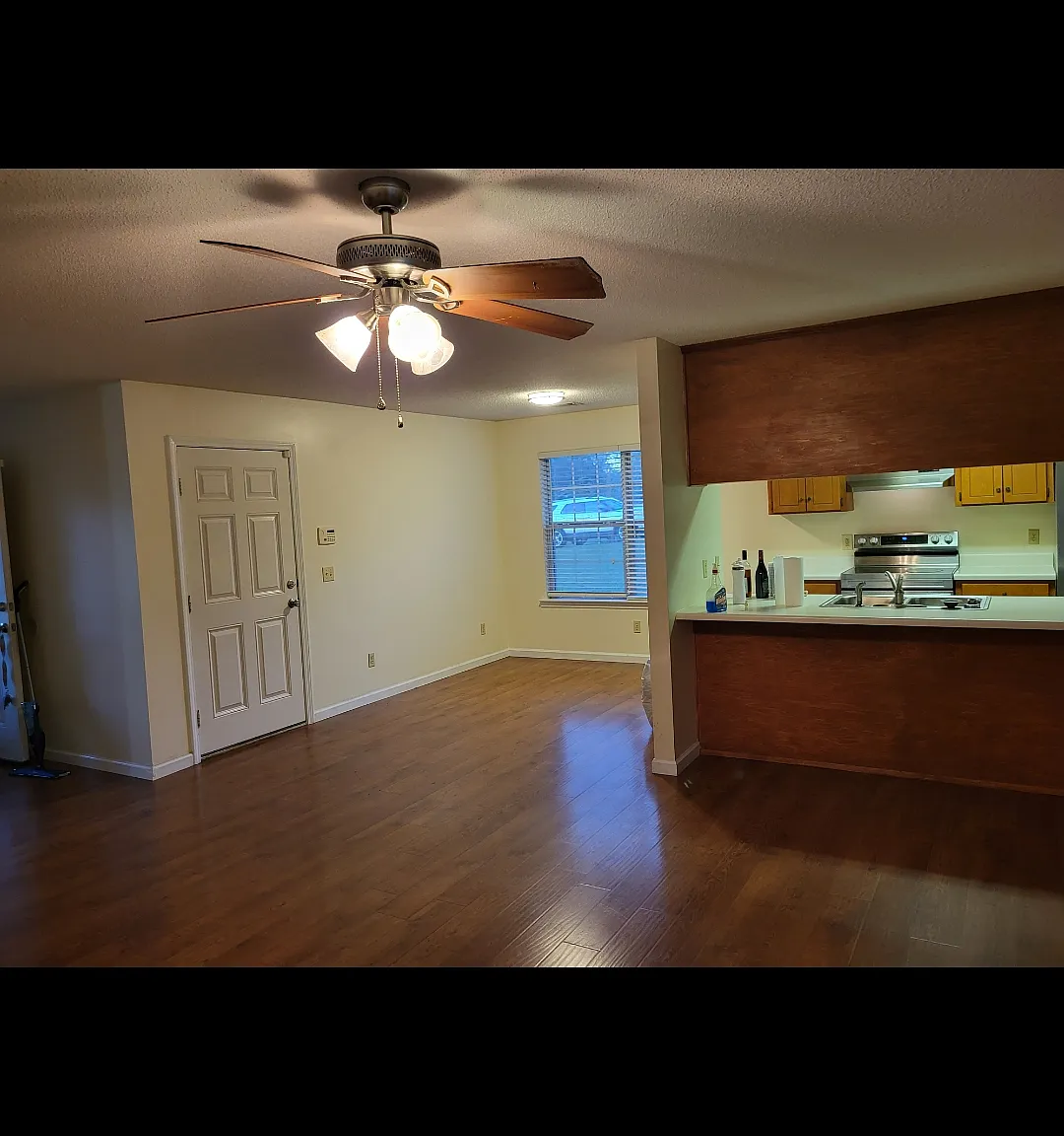 3 bed, 1208 sqft, $1,200 — Photo 4