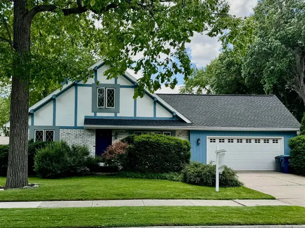 141 Anne St, Fond Du Lac, WI 54937