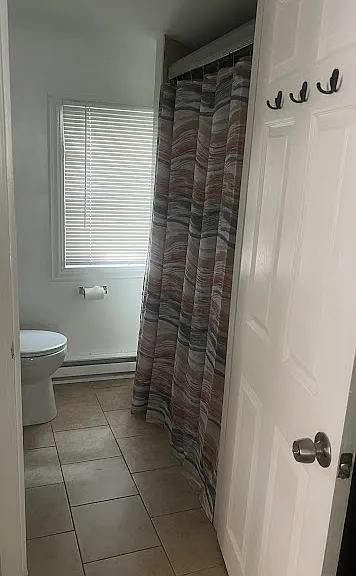 826 W 48th St — Photo 16