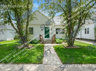 1108 California St NW, Grand Rapids, MI 49504