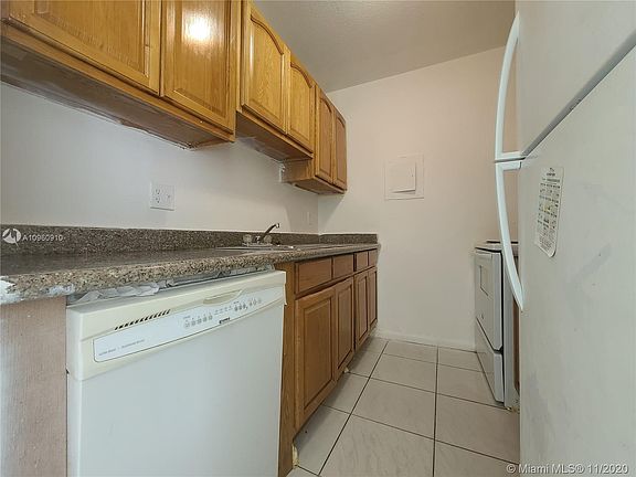 5th image of 2404 NW 39th Way APT 104