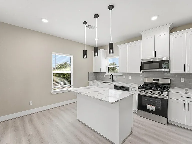 3107 Grassmere St #B — Photo 10